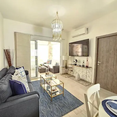 Awesome Location 1Bdr In The Heart Of Los Corales